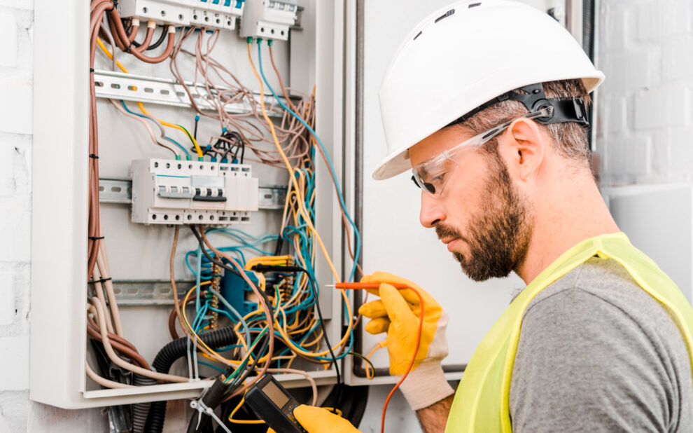 electricista habilitado ute